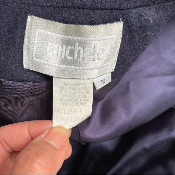Vintage Navy Blue Wool 2 Button Blazer with Front Pockets by Michele Size: 12 - Picture 9 of 13